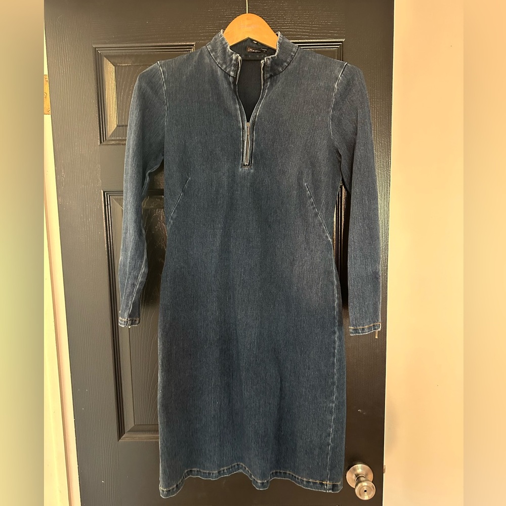 J.McLaughlin Denim dress size Medium